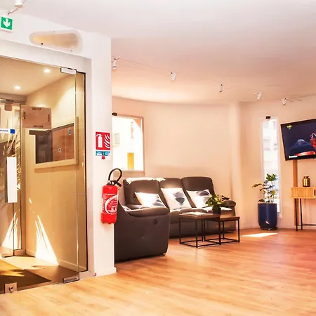 Kennedy Отель Перпиньан