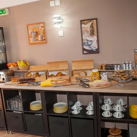 Kennedy 2* Perpignan