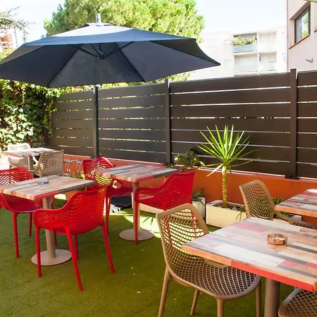 Отель Kennedy 2*