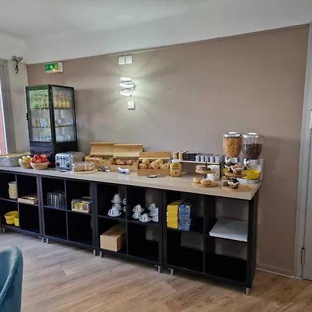 Kennedy Отель Перпиньан